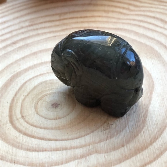Labradorite Elephant - Picture 7 of 14